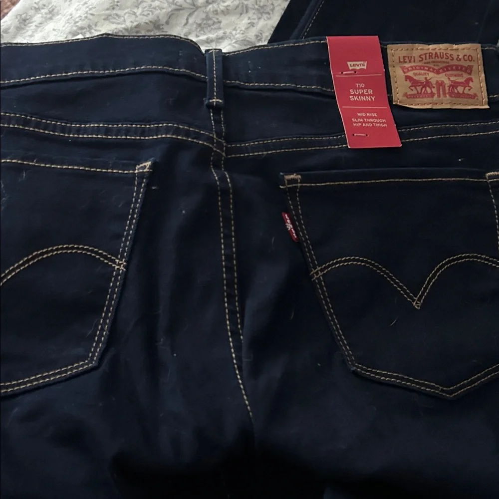 Levi's Women's 710 Super Skinny Jeans - Navy - Picture 8 of 12